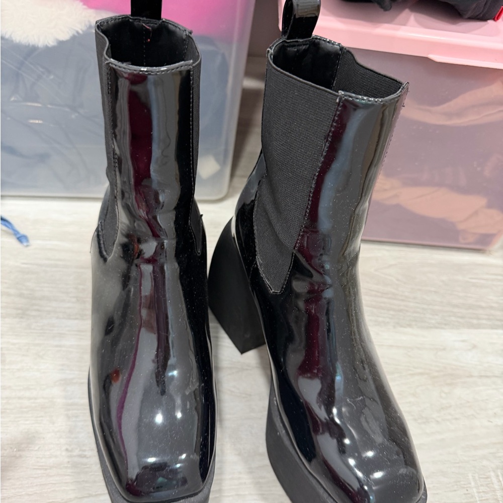 Steve Madden Glossy Black Ankle Booties